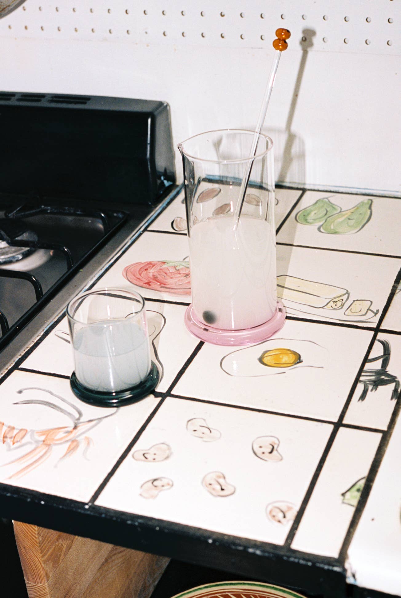 Fritter Cocktail Mixer in Pink
