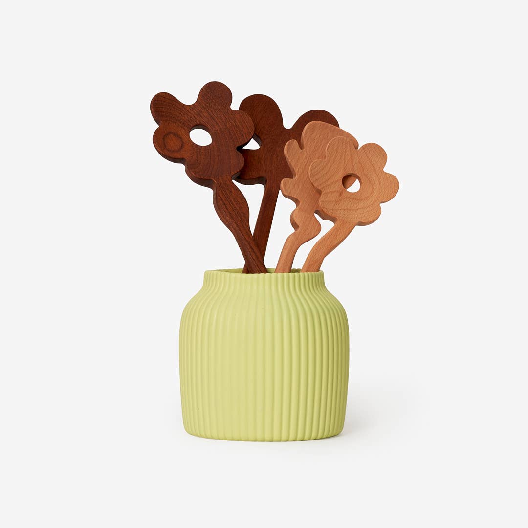 Flower Serving Friends