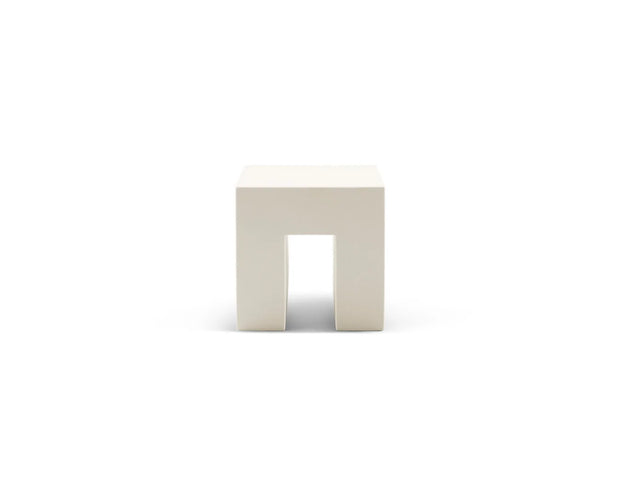 Vignelli Cube