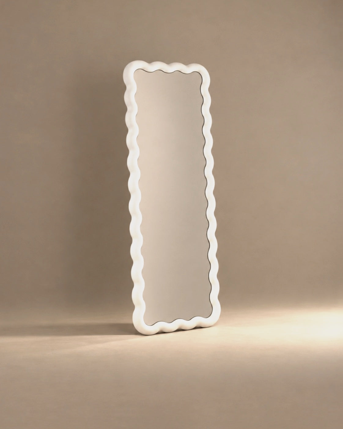 Illu Mirror, photographed in the Son of Rand studio